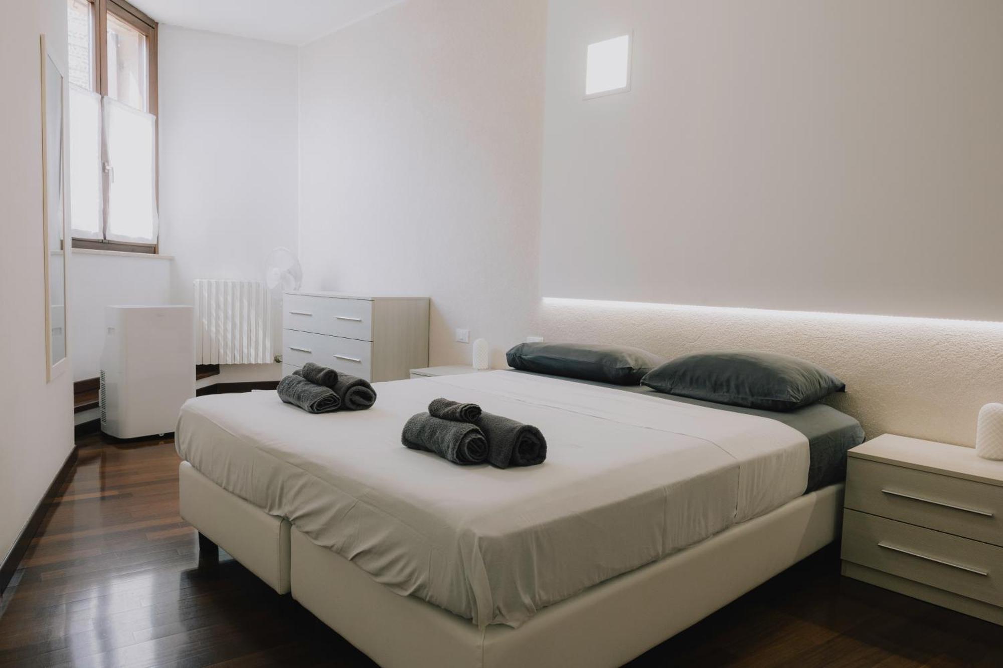 Cavour Luxury Apartments Verona Buitenkant foto