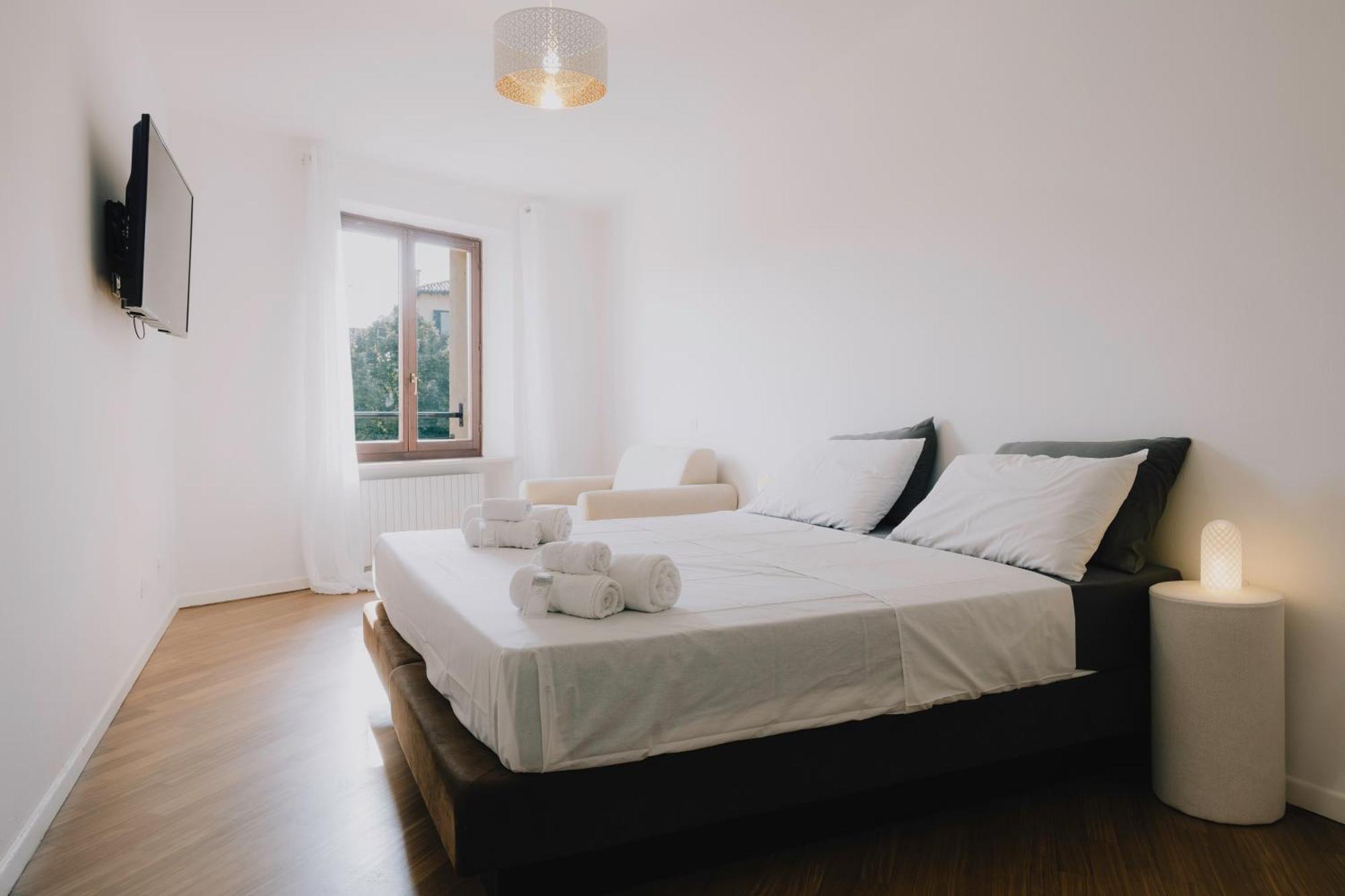 Cavour Luxury Apartments Verona Buitenkant foto